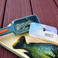 South Bend Fishing Gear No Mess Fish Scaler